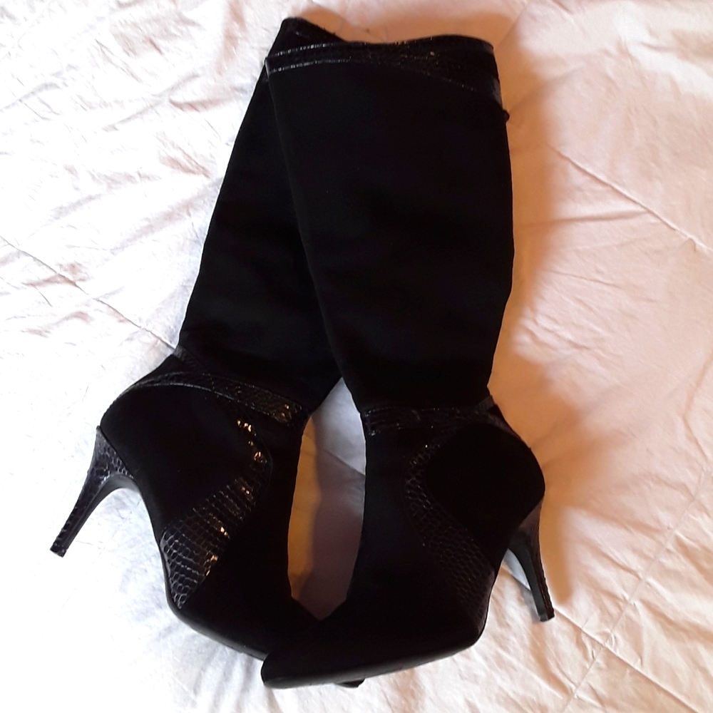 Women's boots sz7.5